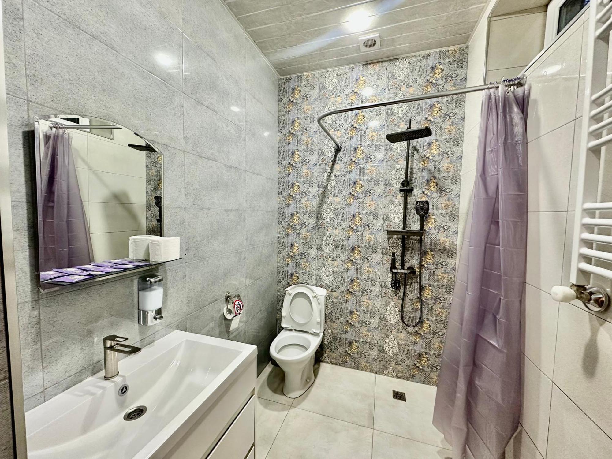 Tadevosyan Guest House Bjni Eksteriør billede