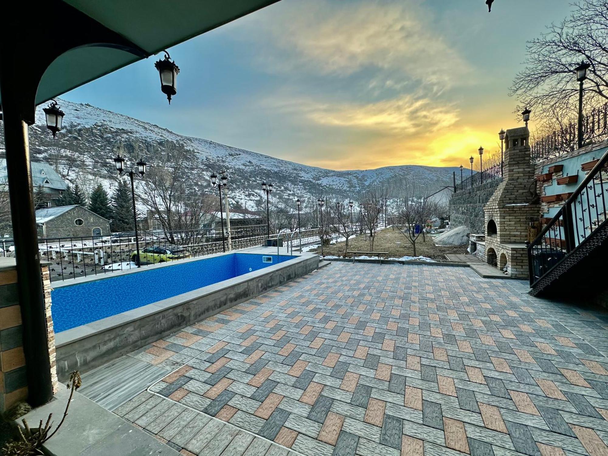 Tadevosyan Guest House Bjni Eksteriør billede