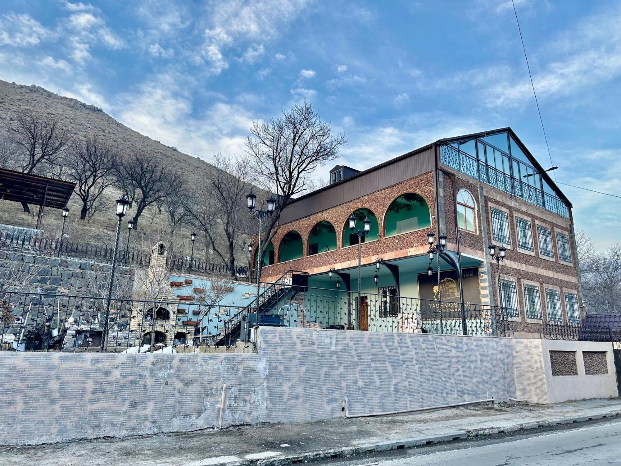 Tadevosyan Guest House Bjni Eksteriør billede